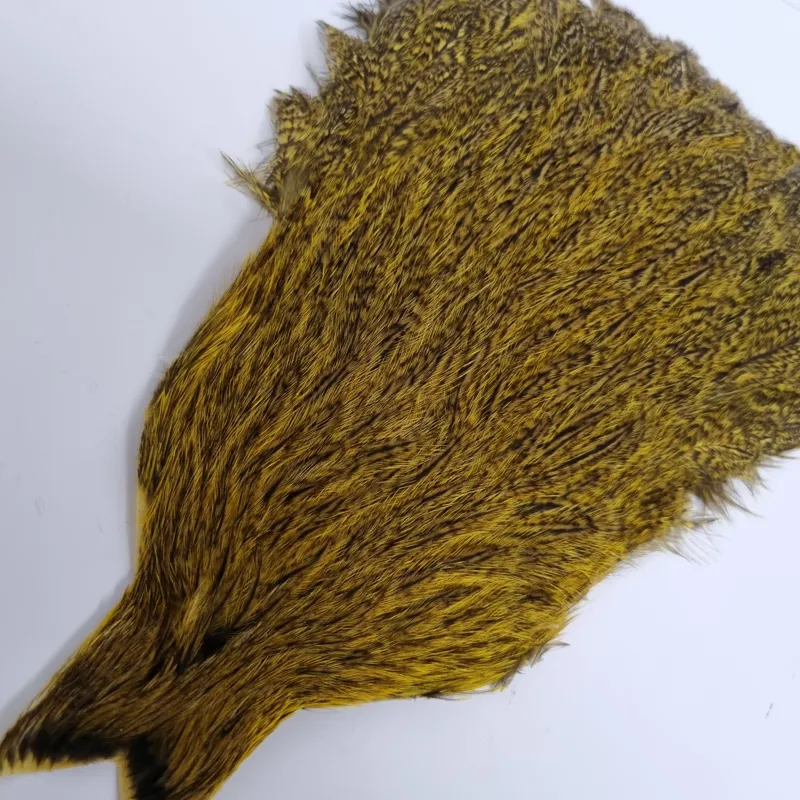 Whiting Coq de Leon Hen Cape in Speckled Yellow-7